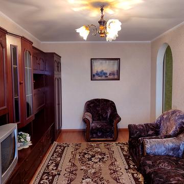 Братиславська вул., 2