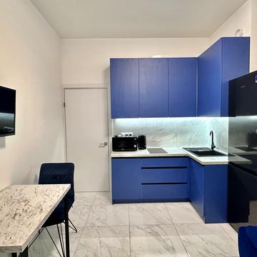 Бульварно-Кудрявська вул. (Воровського), 15