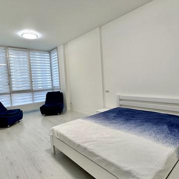 Бульварно-Кудрявська вул. (Воровського), 15