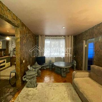 Героїв Харкова просп. (Московський), 226