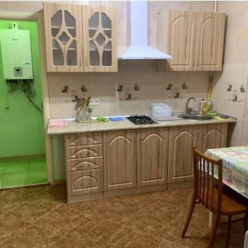 Базарна вул., 4