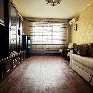 Прирічна вул., 17