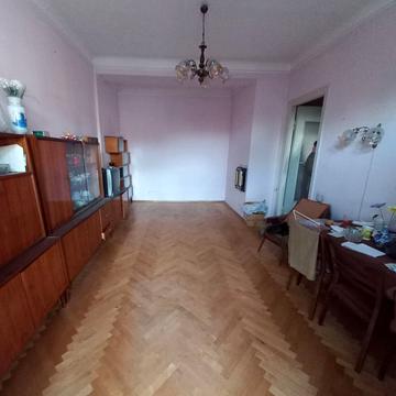 Героїв УПА вул., 76