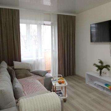 Митрофана Довнар-Запольського вул., 9