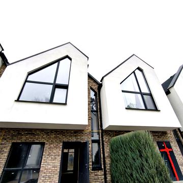 Євгена Коновальця вул.