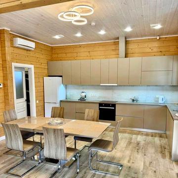 Набережна вул.