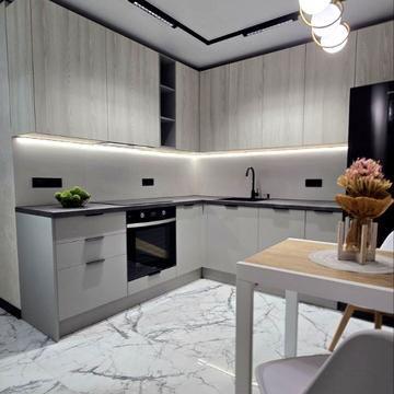 Залізнична вул., (Будинок 7)