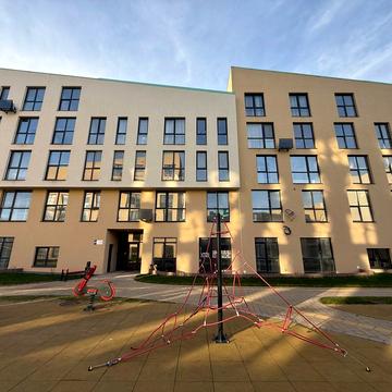 Богдана Хмельницького  вул., 116