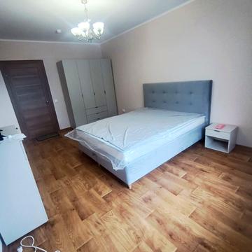 Коноплянська вул., 22-Б