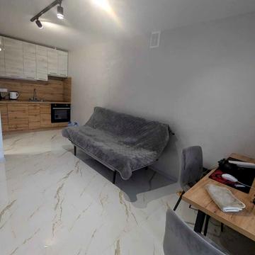 Залізнична вул., 9Б