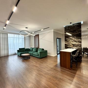 Болсуновська вул. (Сергія Струтинського), 2