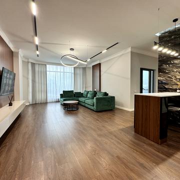 Болсуновська вул. (Сергія Струтинського), 2