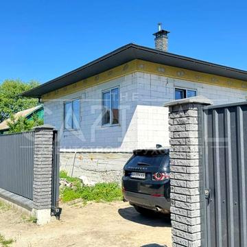 Вишнева вул.