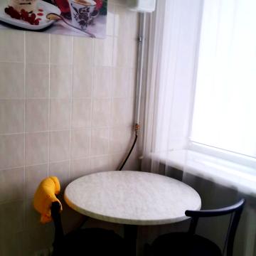 Науки просп. (Леніна), 64