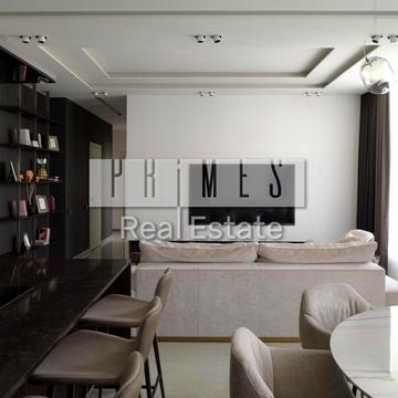 Деміївська вул., 33