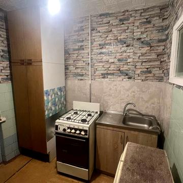 Богдана Хмельницького просп. (Героїв Сталінграда), 12-Г