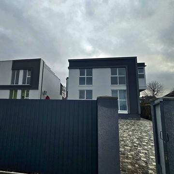 Середня Пятихатська вул.