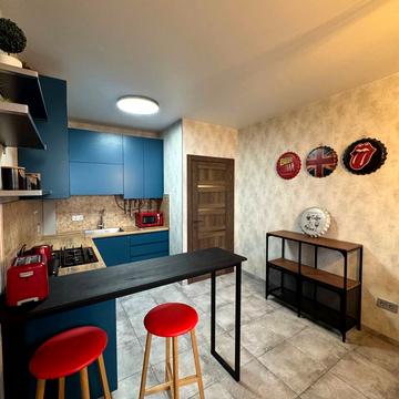 Центральна вул., 21-А