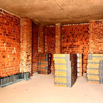 Карла Мікльоша вул., 20