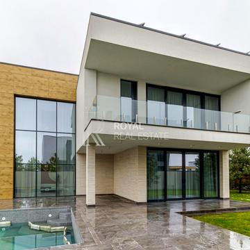 Абрикосова вул., 8