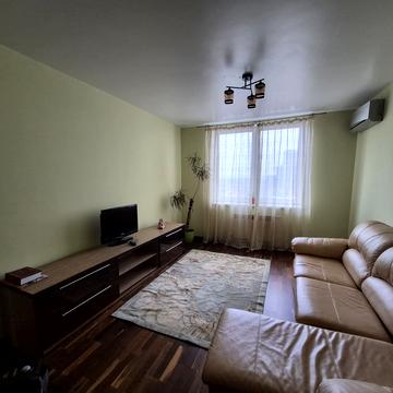 Єлизавети Чавдар вул., 7