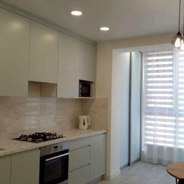 Співдружності вул., 6