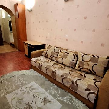 Пекарська вул., 52