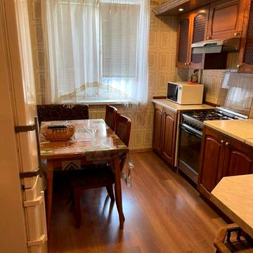 Дмитра Луценка вул. (Крейсера "Аврора"), 1