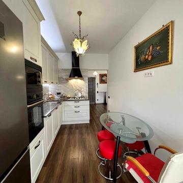 Тараса Шевченка вул., 21