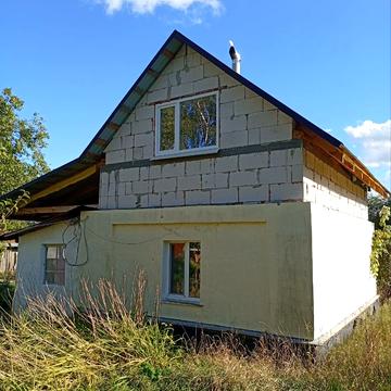 Мальовнича, 25