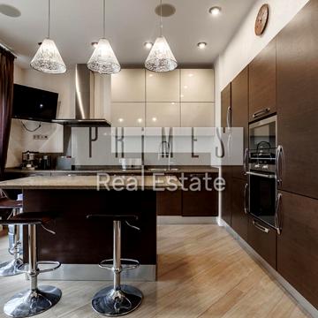 Андрія Верхогляда вул. (Михайла Драгомирова), 17-В