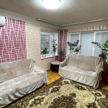 Ярослава Гашека бульв., 9