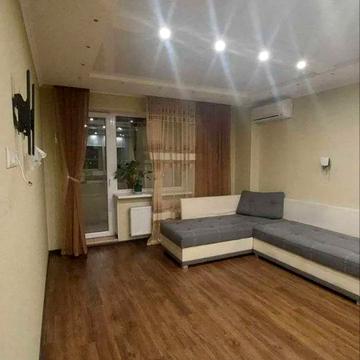 Тракторобудівників просп., 94-Б