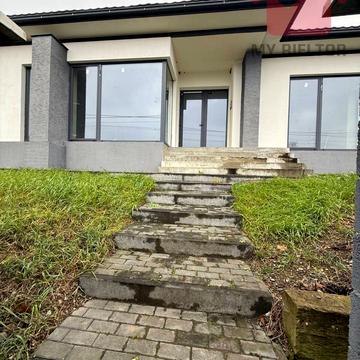 Джерельна, 15