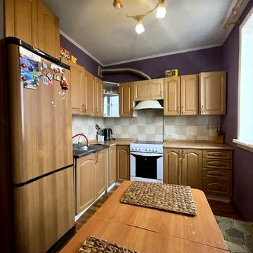 Северина Потоцького вул. (Сімнадцятого партзїзду), 34б