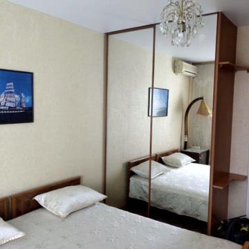 Академіка Заболотного вул., 54