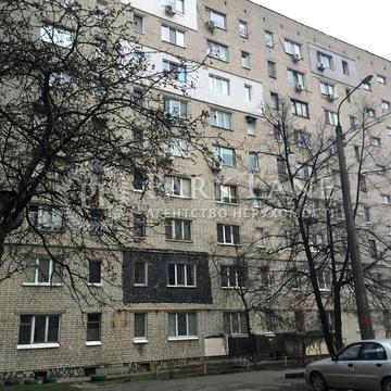 Олександра Попова вул., 10