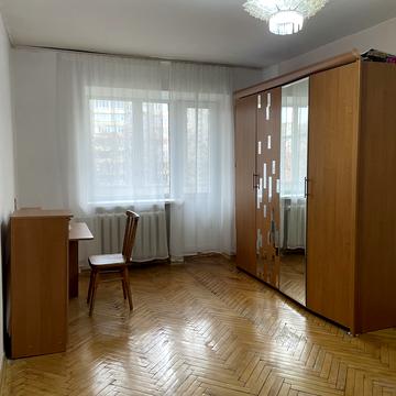 Миколи Міхновського бульв. (Дружби народів), 6-Б