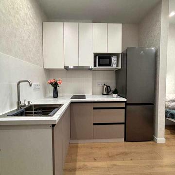 Європейська вул. (Жовтнева), 32