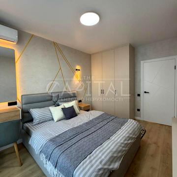 Всеволода Змієнка вул., 34/21