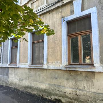 Косвена вул., 33