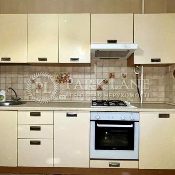 Героїв Дніпра вул., 35