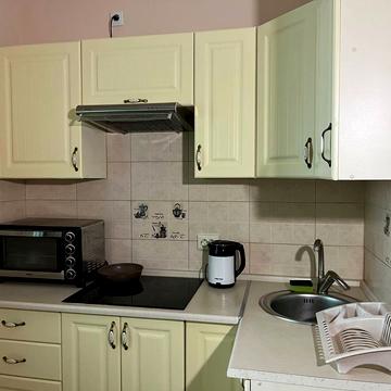 Милославська вул., 2-Б