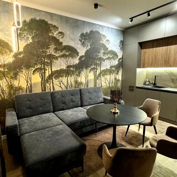 Зарічанська вул., 13