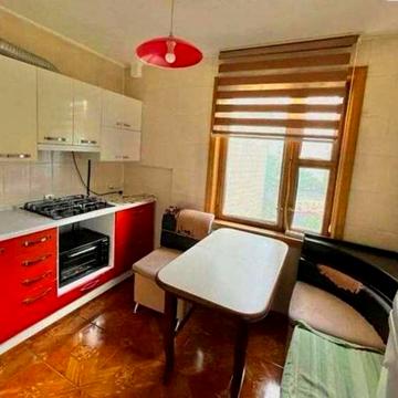 Василя Порика просп., 15