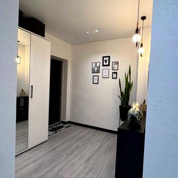 Причальна вул., 14