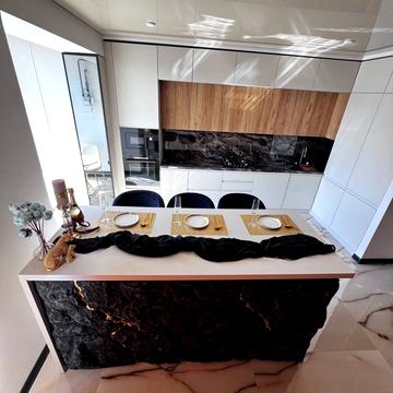 Княгинин вул., (Будинок 12)