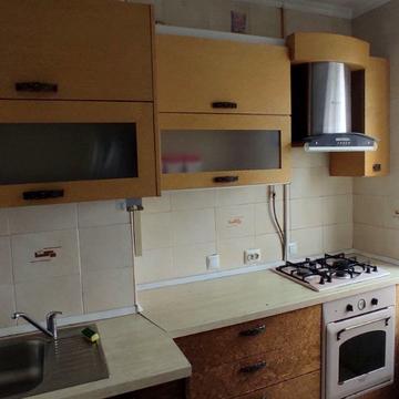 Академіка Корольова вул., 34