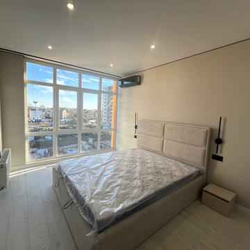 Одеська вул., (вул. Одеська, 37)