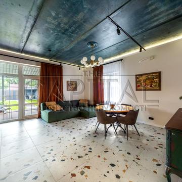 Стрітенська вул.